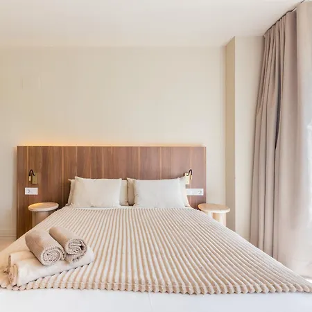 Apartahotel A2b Collection Arena 4*